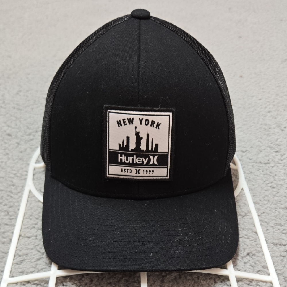 Hurley Black New York Skyline Trucker Hat